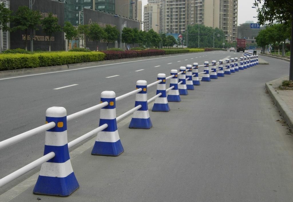 市政道路護(hù)欄